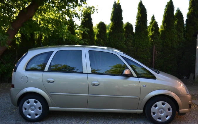 Opel Meriva cena 13900 przebieg: 120000, rok produkcji 2006 z Warszawa małe 172